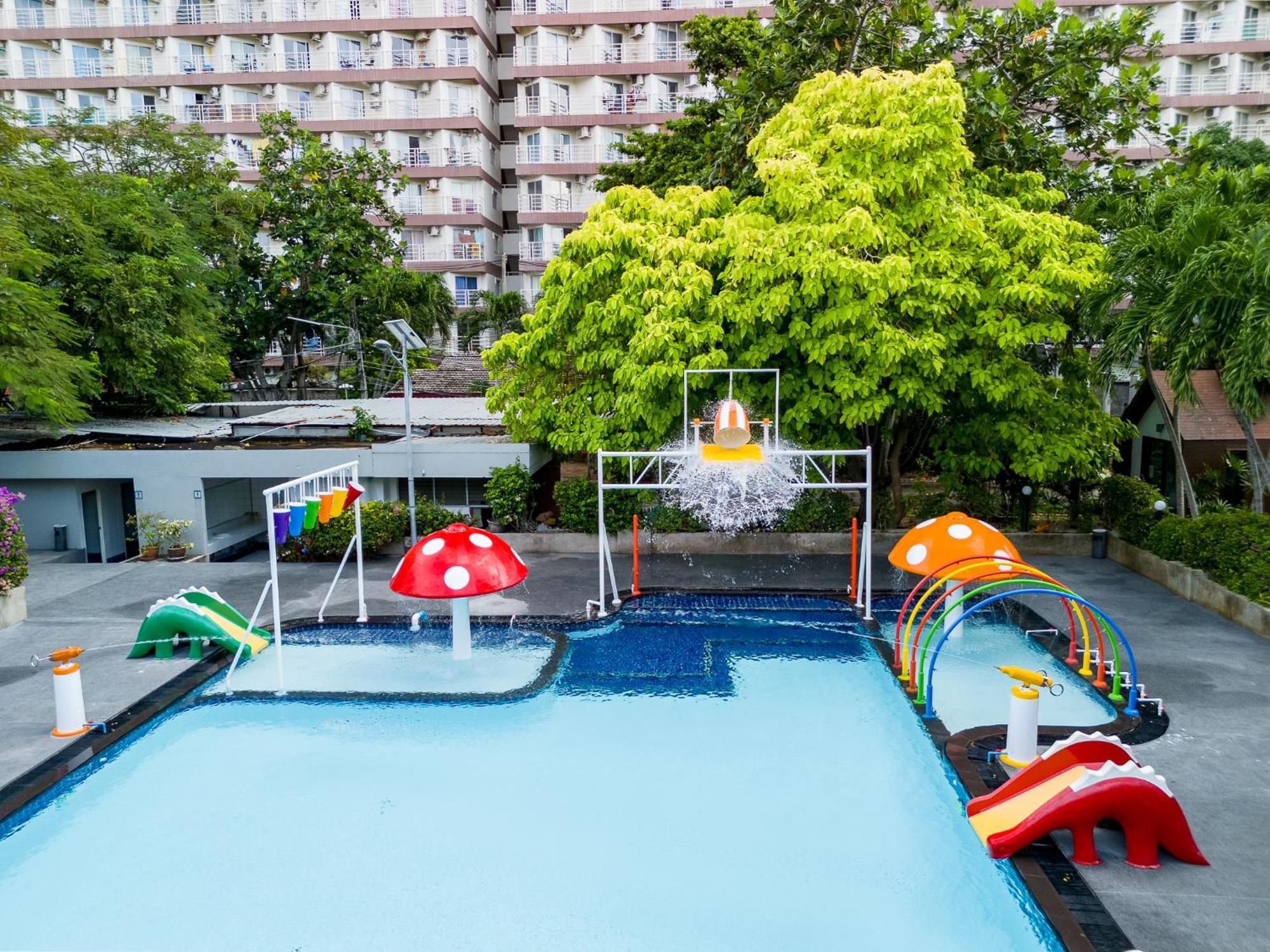 Villa Navin Beach Residence Jomtien Exterior foto