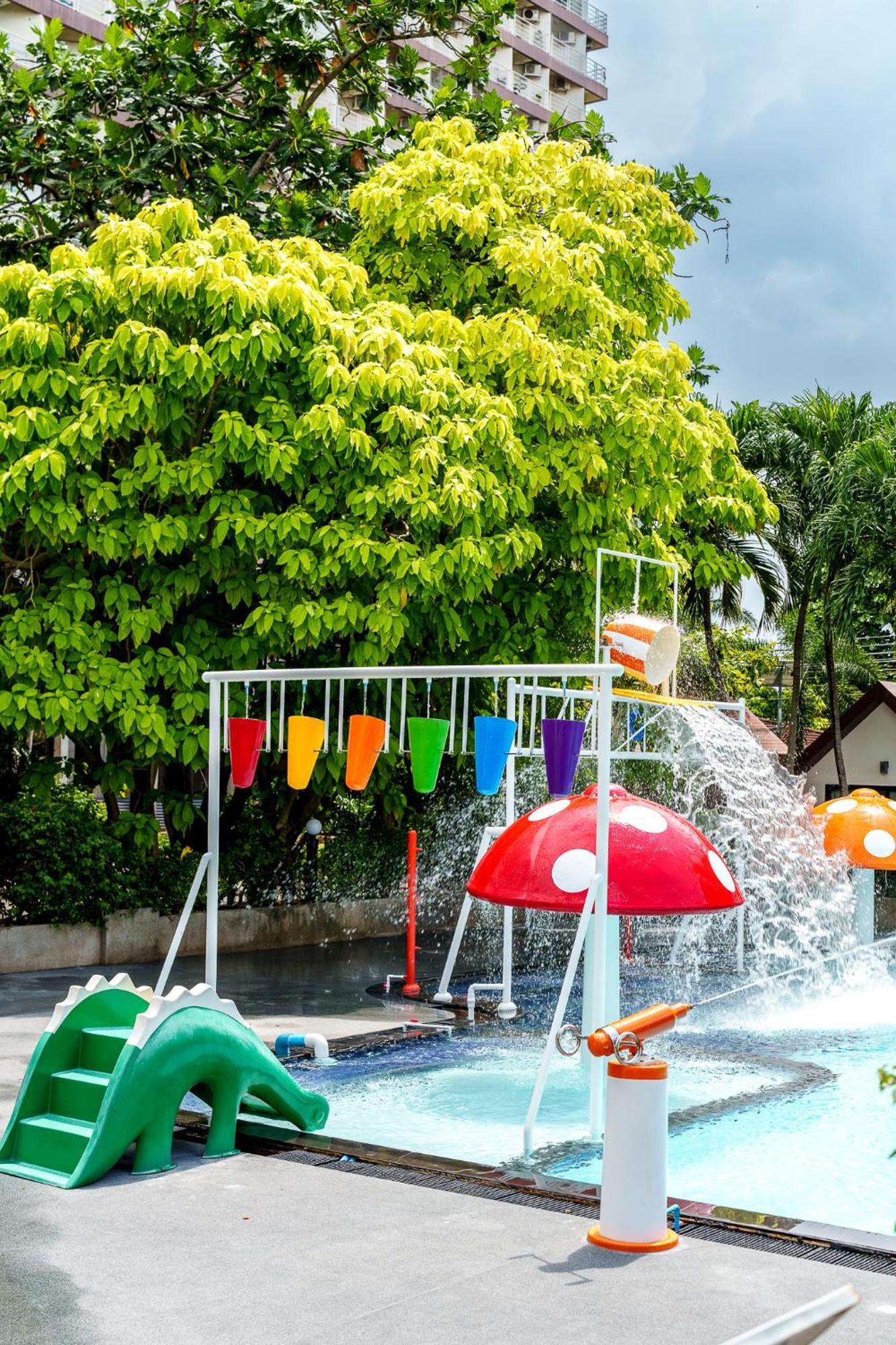 Villa Navin Beach Residence Jomtien Exterior foto