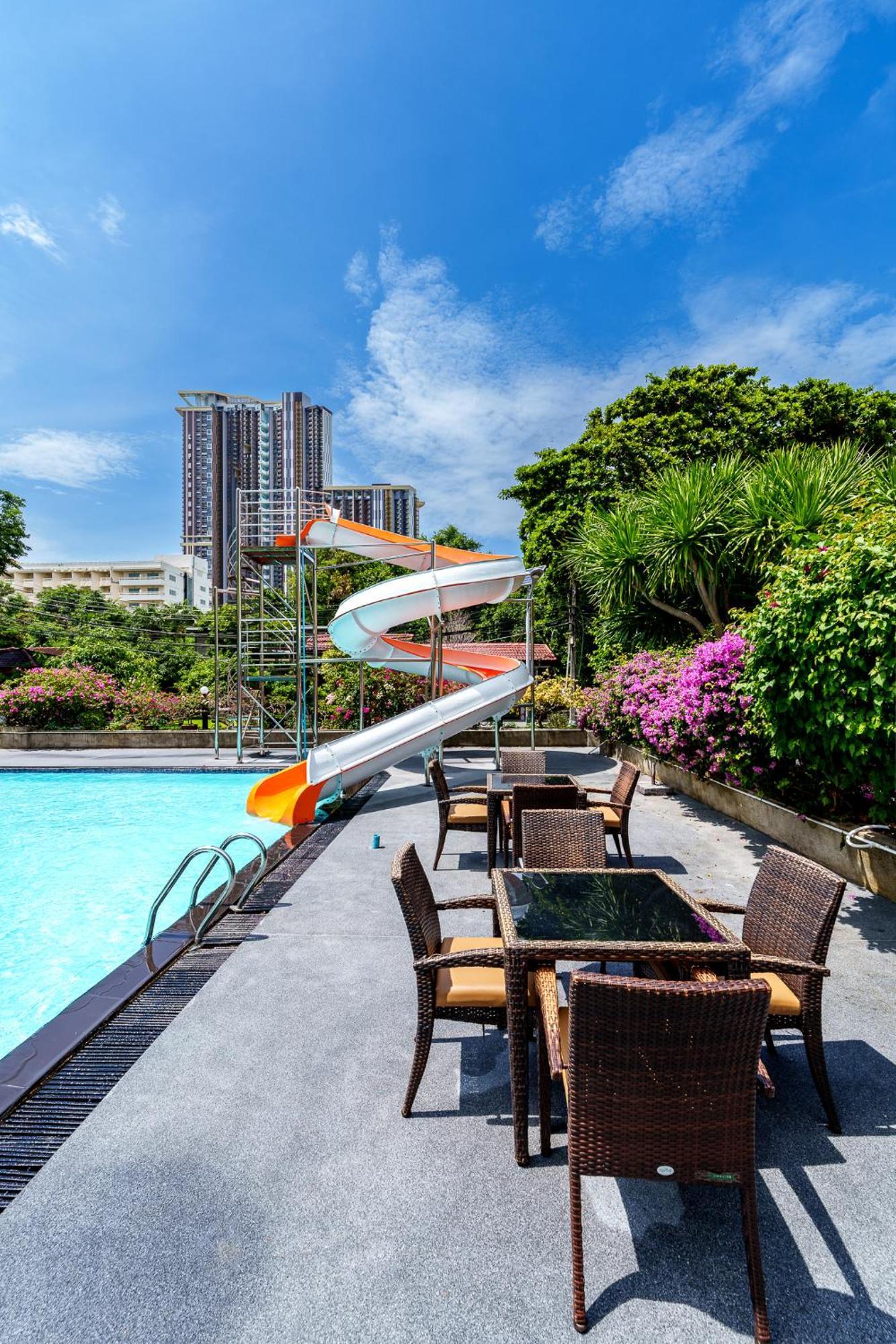 Villa Navin Beach Residence Jomtien Exterior foto