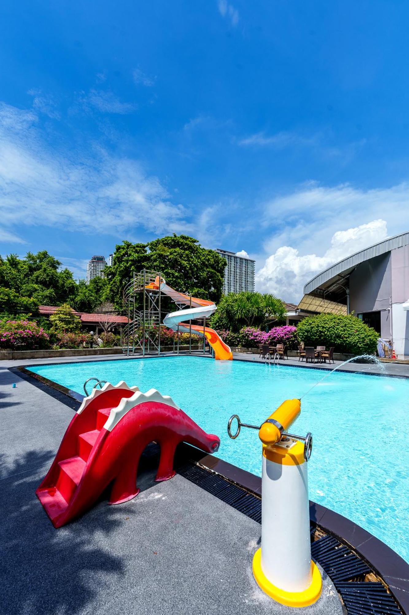 Villa Navin Beach Residence Jomtien Exterior foto