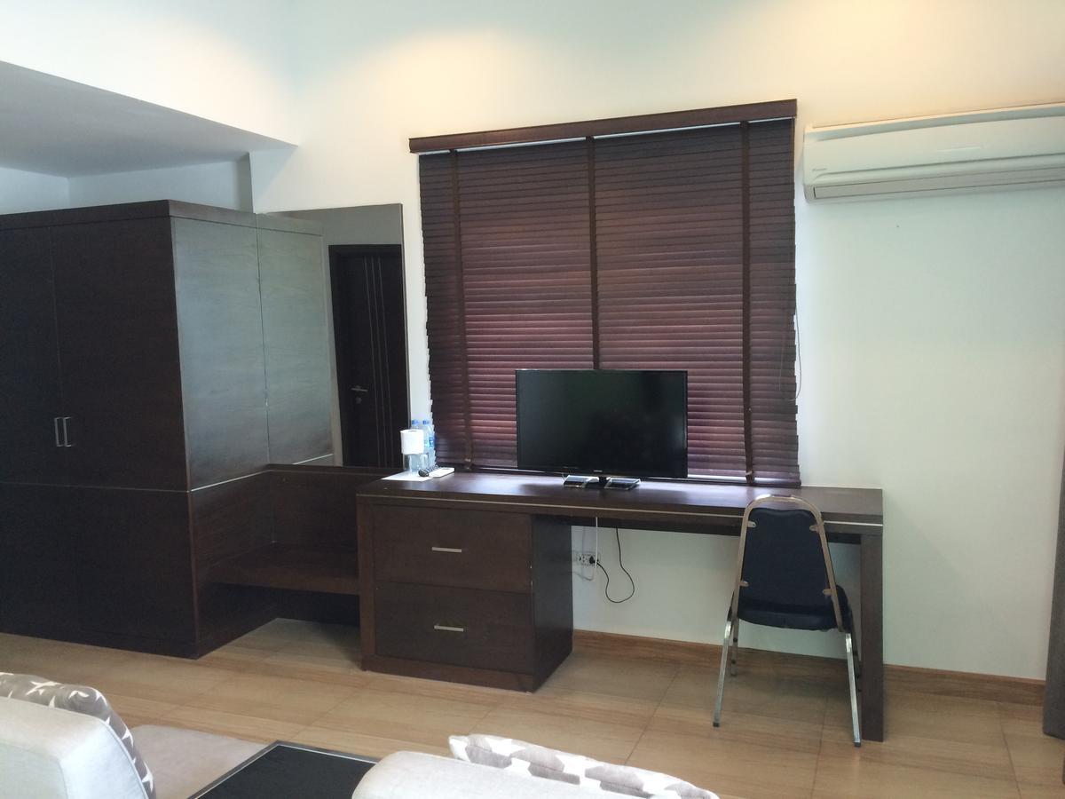 Villa Navin Beach Residence Jomtien Exterior foto